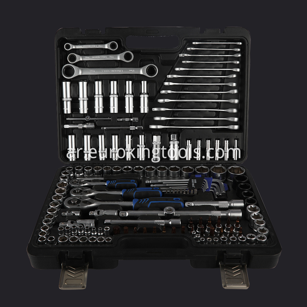 Wrench socket driver set